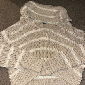 American eagle Cozy Beige and Cream Women's Sweater